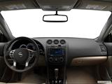 Dashboard, center console, gear shifter view photo